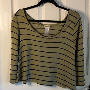 Ten Sixty Sherman Olive Green 3/4 Sleeve Crop Top